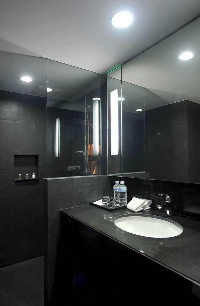 Best Western Sukhumvit 20 Bangkok Room photo