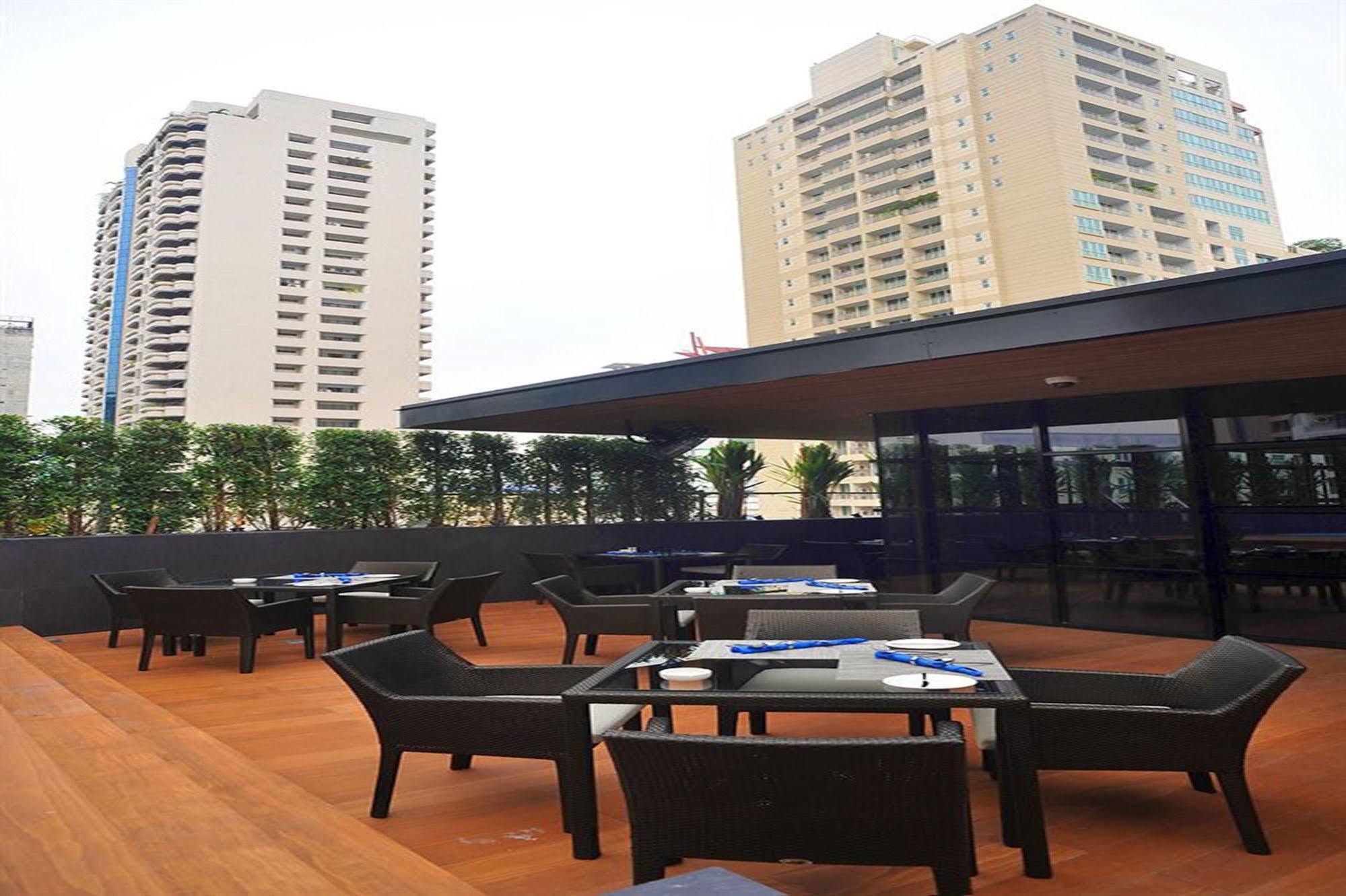 Best Western Sukhumvit 20 Bangkok Exterior photo