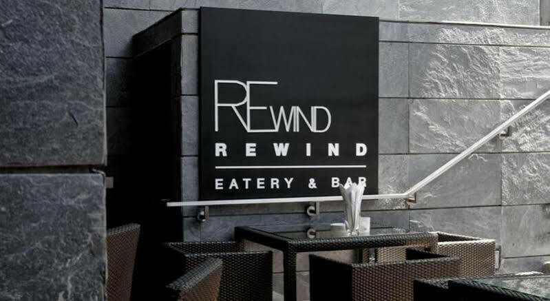 Best Western Sukhumvit 20 Bangkok Exterior photo
