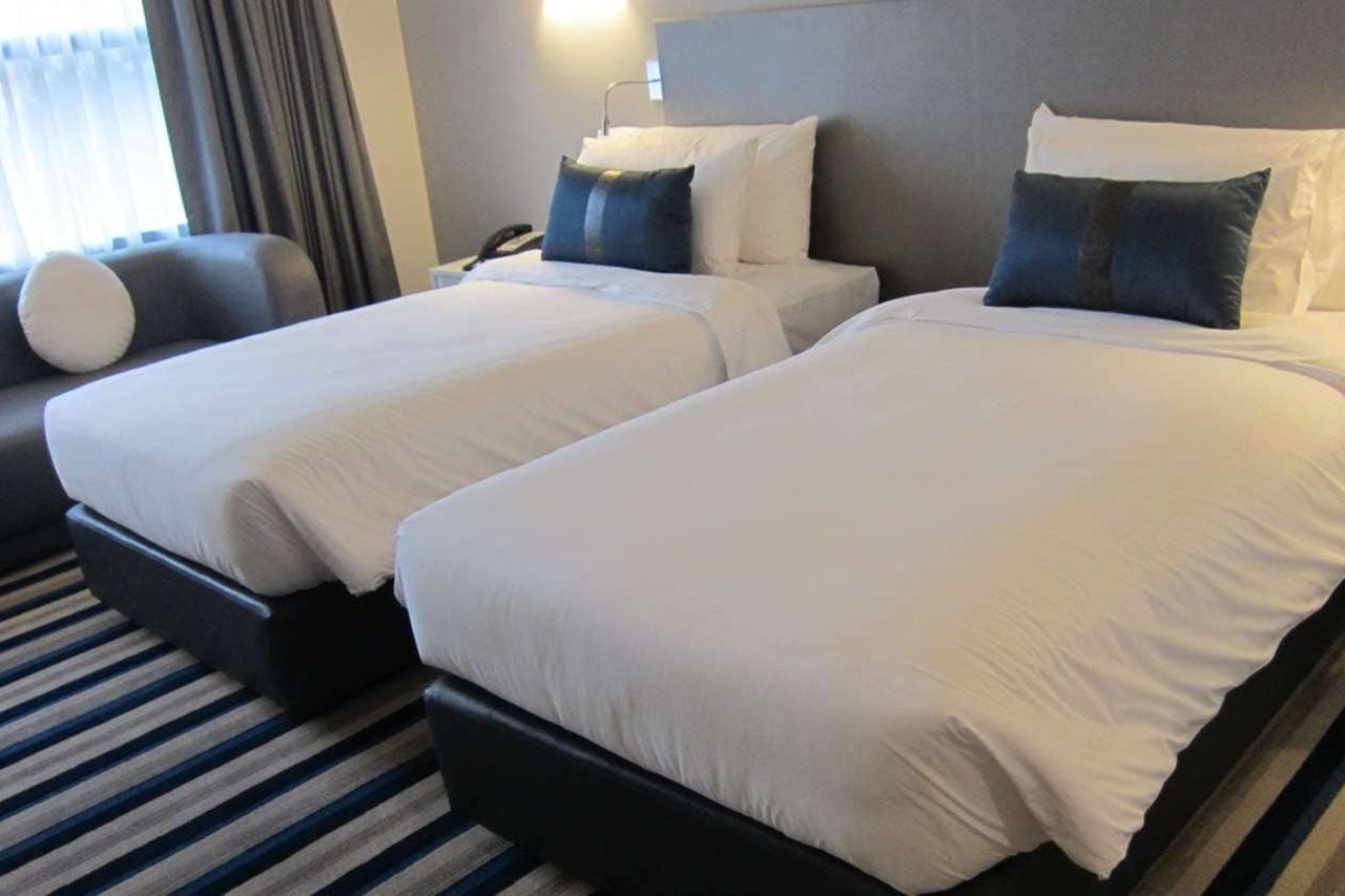 Best Western Sukhumvit 20 Bangkok Exterior photo